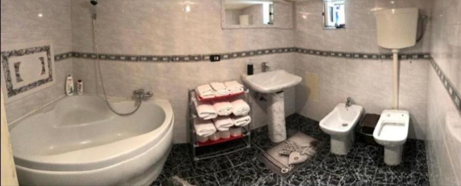 Apartment Residenza Spaccanapoli Naples